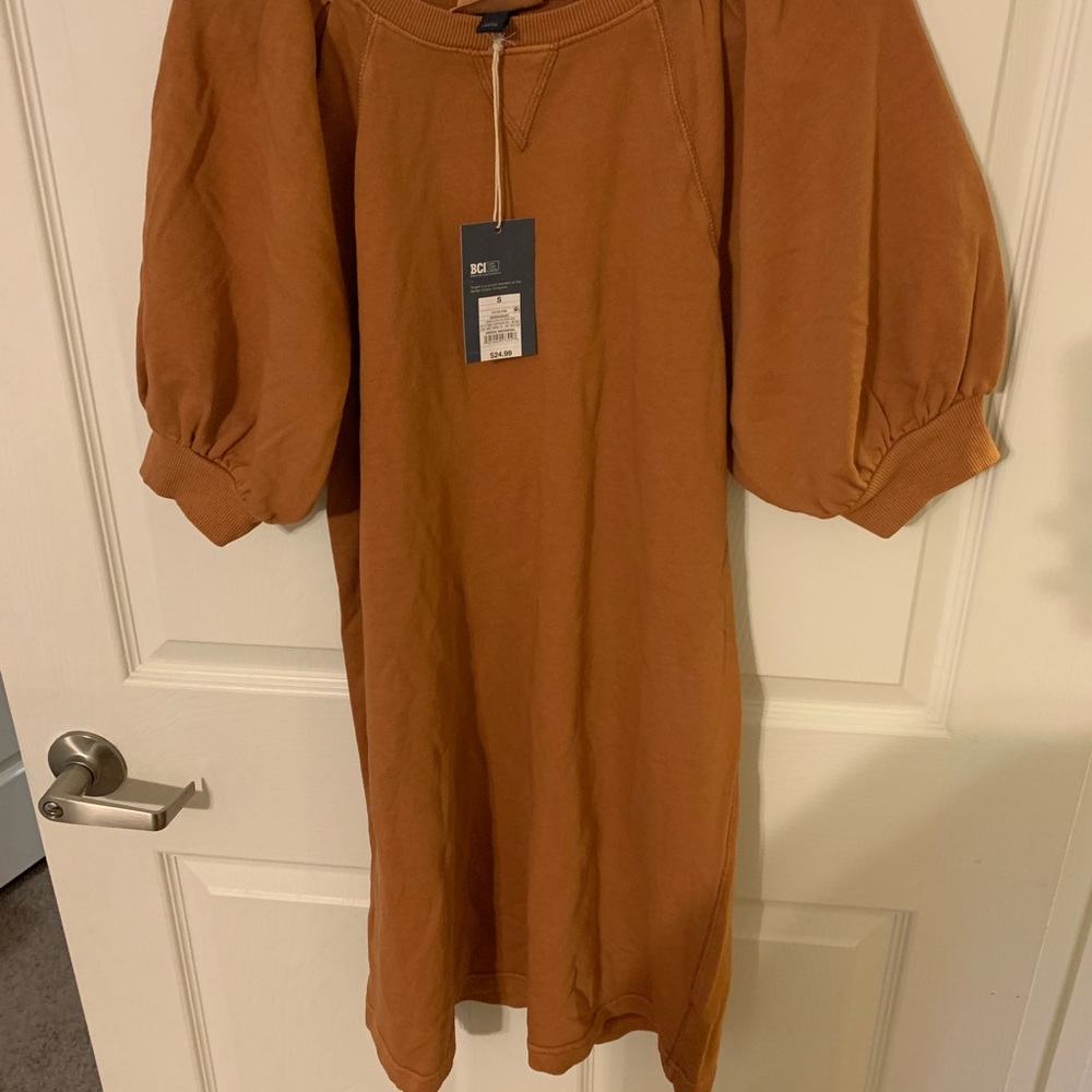 Women’s size small dress!